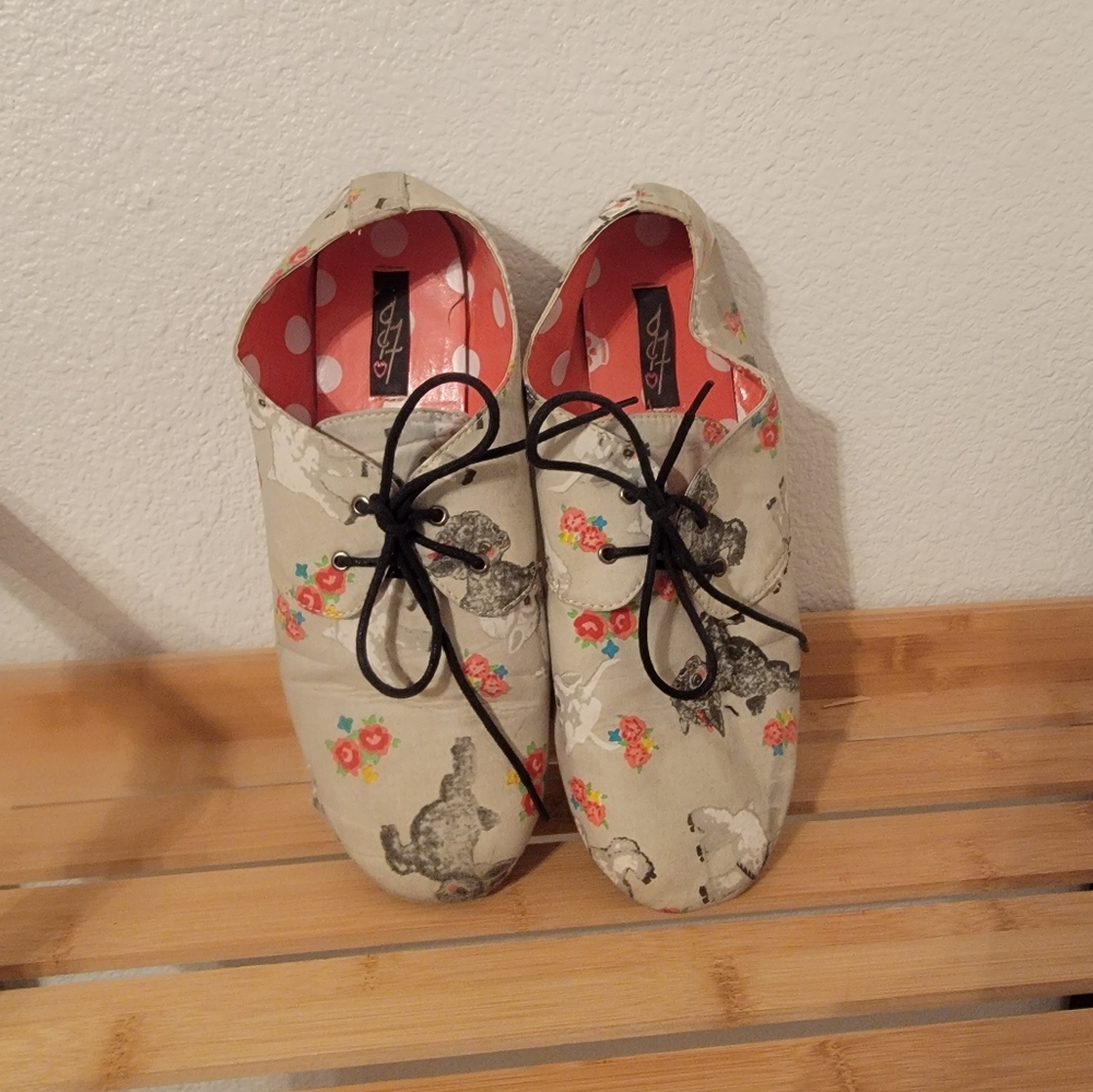 Iron fist lamby tennis shoes